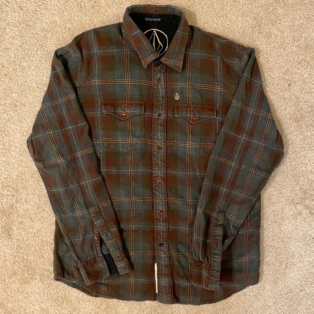 Volcom Flannel Button down plaid